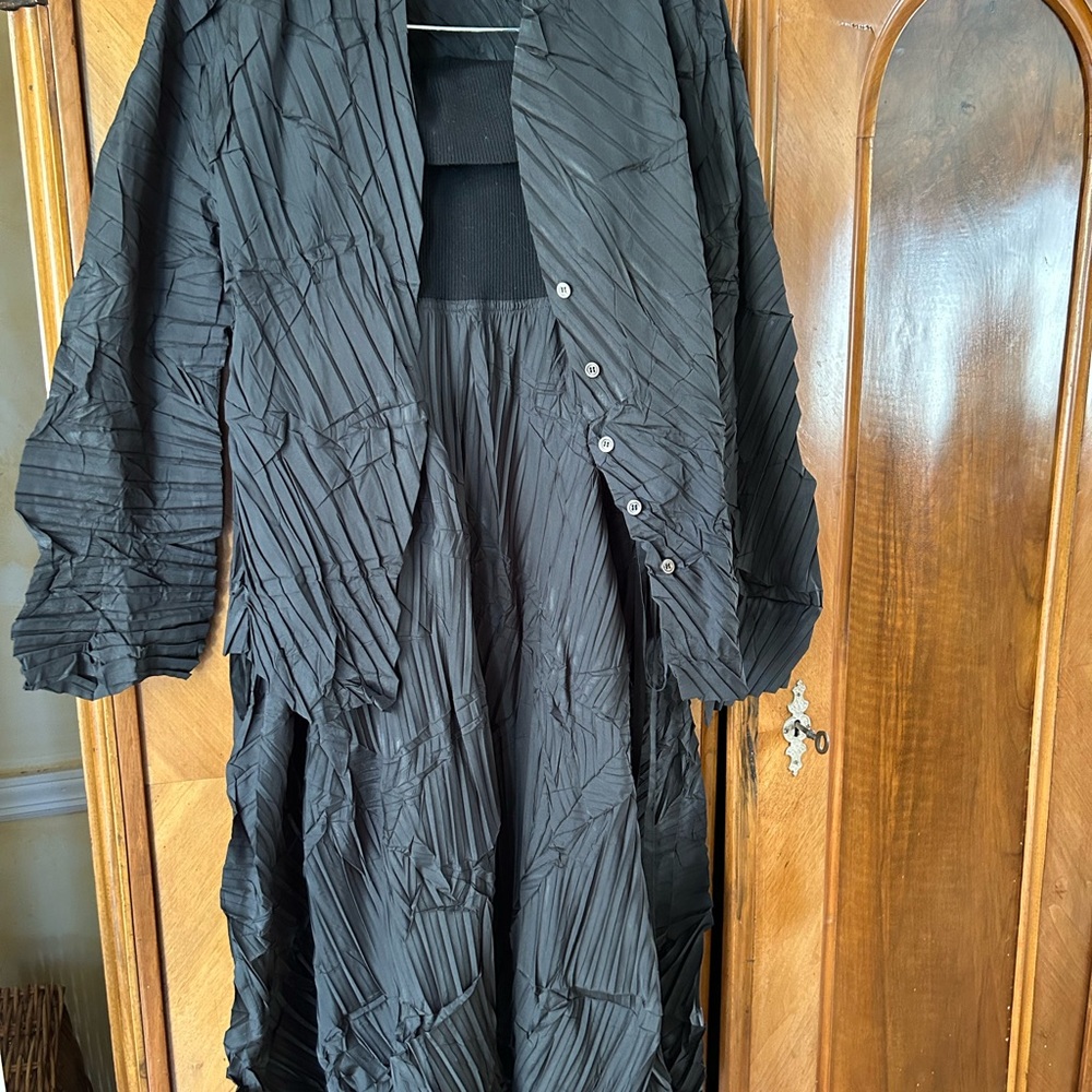 OSKA crinkle dress skirt jacket sz L party dress
On Sale reduced by $60